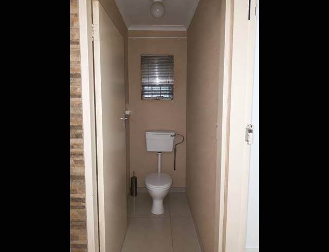 2 BEDROOM HOUSE FOR SALE IN EVATON WEST